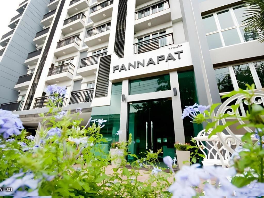 Pannapat Place Bangkok Extérieur photo