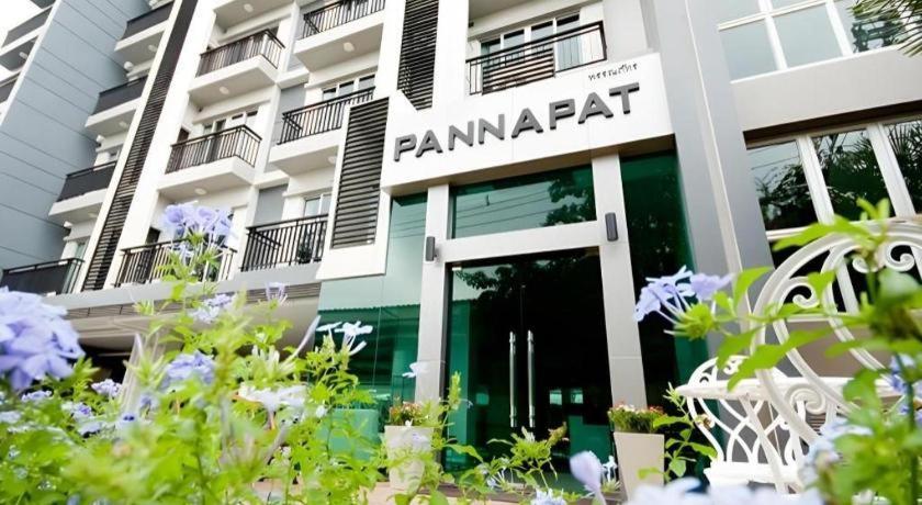 Pannapat Place Bangkok Extérieur photo